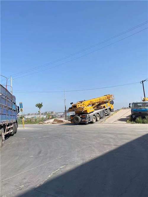 凉州区25吨吊车的租赁价格大概是多少？