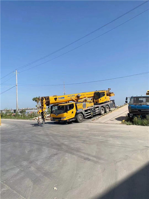 凉州区吊车作业时，可能会产生哪些额外收费项目？